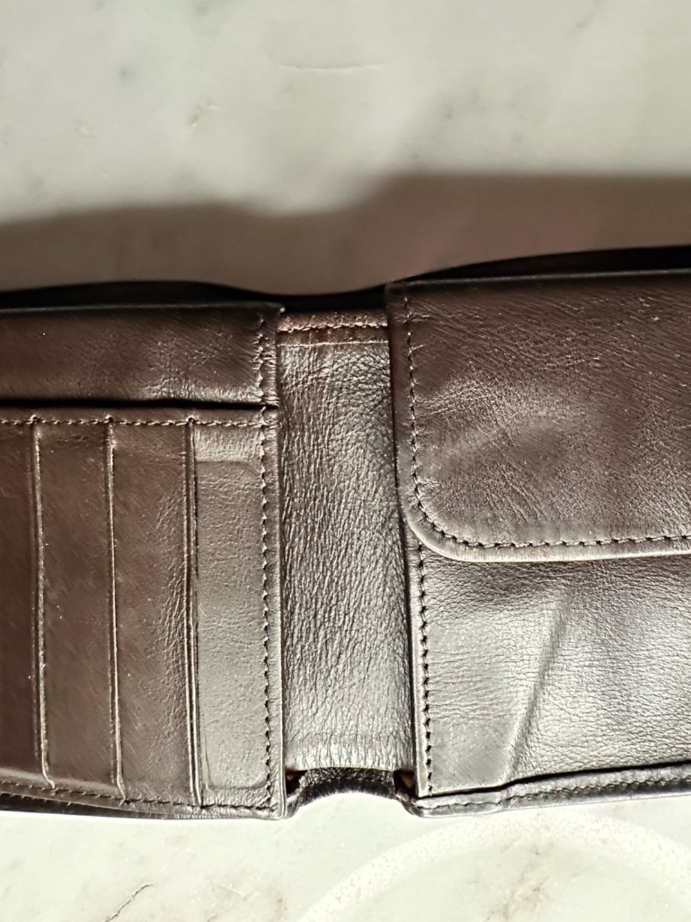 LONGCHAMP leather Bi fold wallet - gender neutral style - Picture 7 of 12